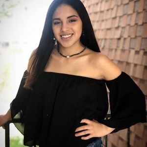 Meet your Posher, Rocio